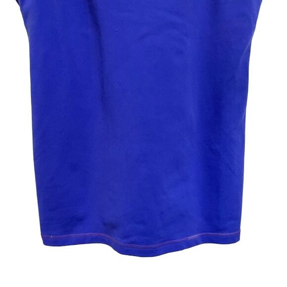 LULULEMON Tank Mesh Stripe Down Back Shelf Bra Size 8 - Picture 3 of 9